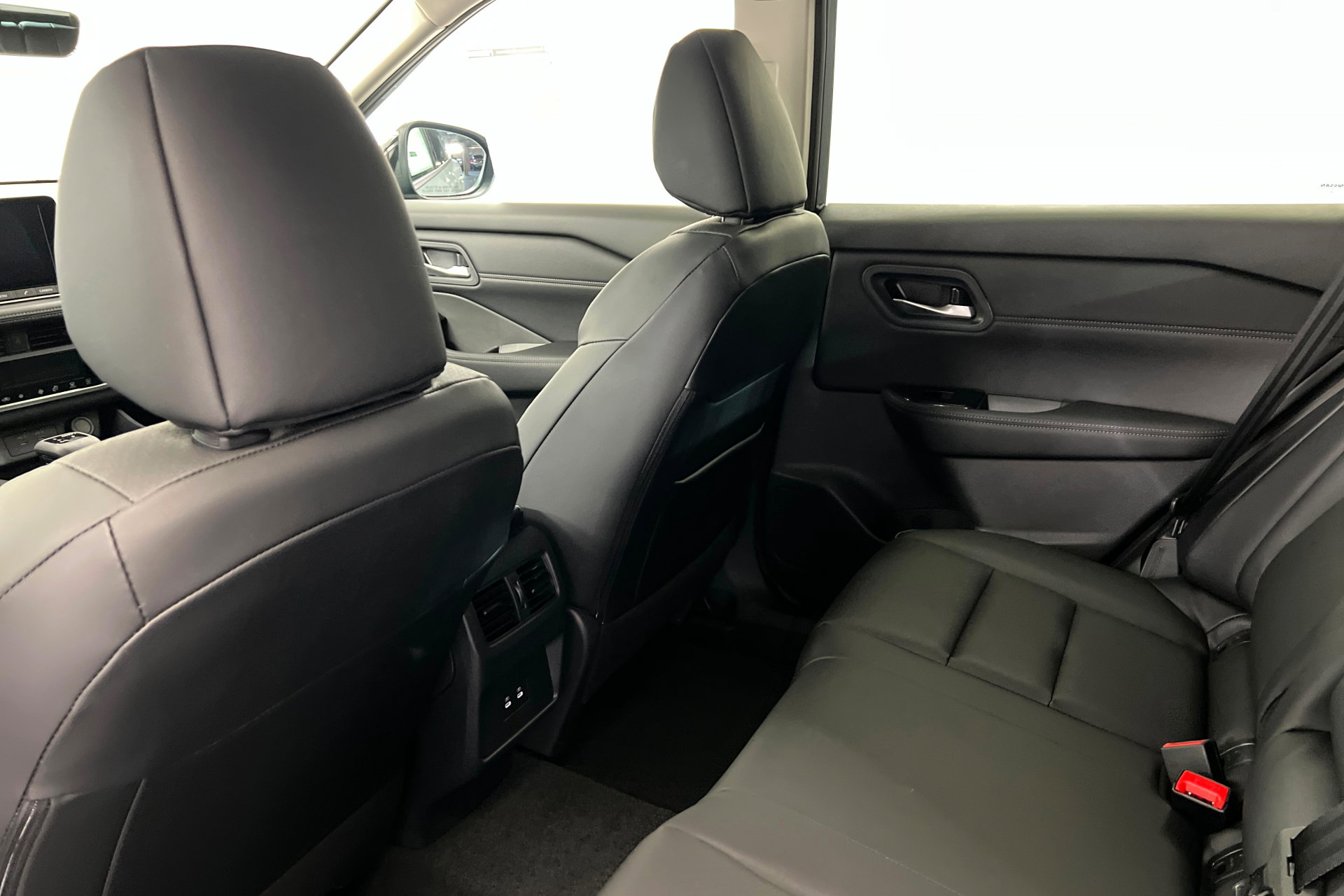 New 2026 Nissan Rogue SV image 19