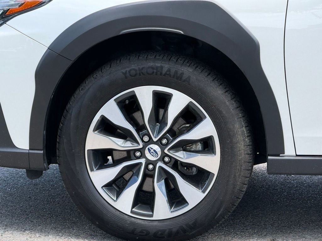 Used 2023 Subaru Outback Limited AWD/4WD image 10