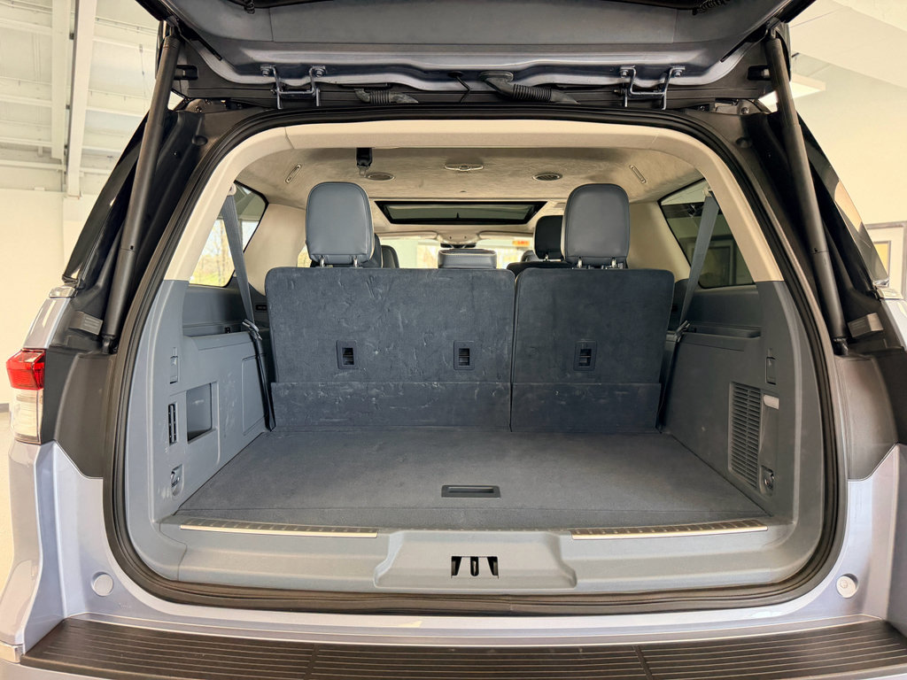 Used 2023 Lincoln Navigator L Black Label AWD/4WD image 40