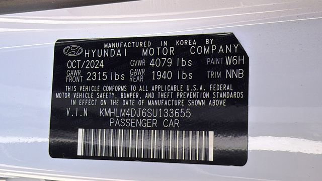 Used 2025 Hyundai Elantra SEL FWD image 25