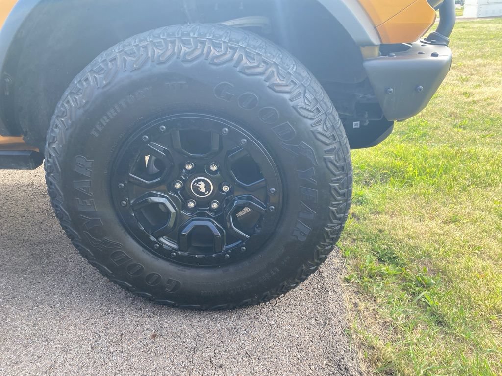Certified 2021 Ford Bronco First Edition AWD/4WD image 5