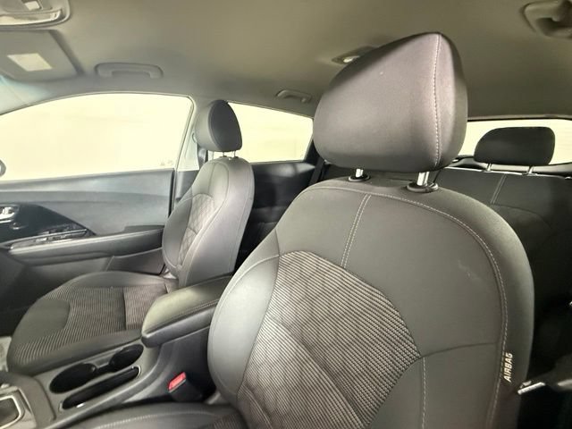 Used 2022 Kia Niro LXS FWD image 6