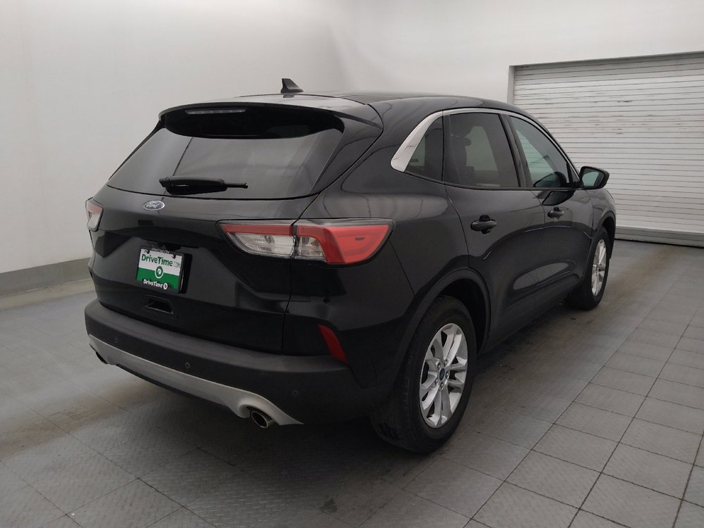 Used 2020 Ford Escape SE image 9