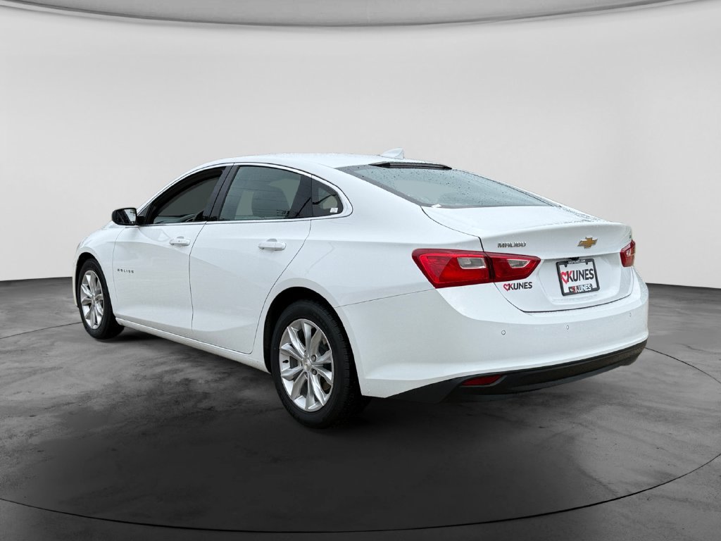 Used 2024 Chevrolet Malibu LT FWD image 7