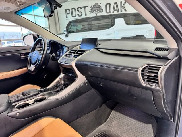 Used 2017 Lexus NX 200t FWD image 22