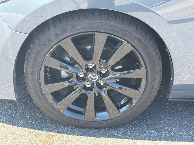 Used 2023 MAZDA MAZDA3 s FWD image 12