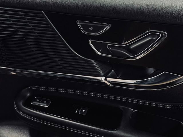 Used 2022 Lincoln Corsair AWD w/ Equipment Group 101A image 16