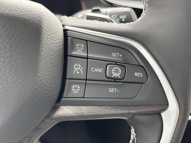 New 2026 Jeep Grand Cherokee L Limited AWD/4WD image 27