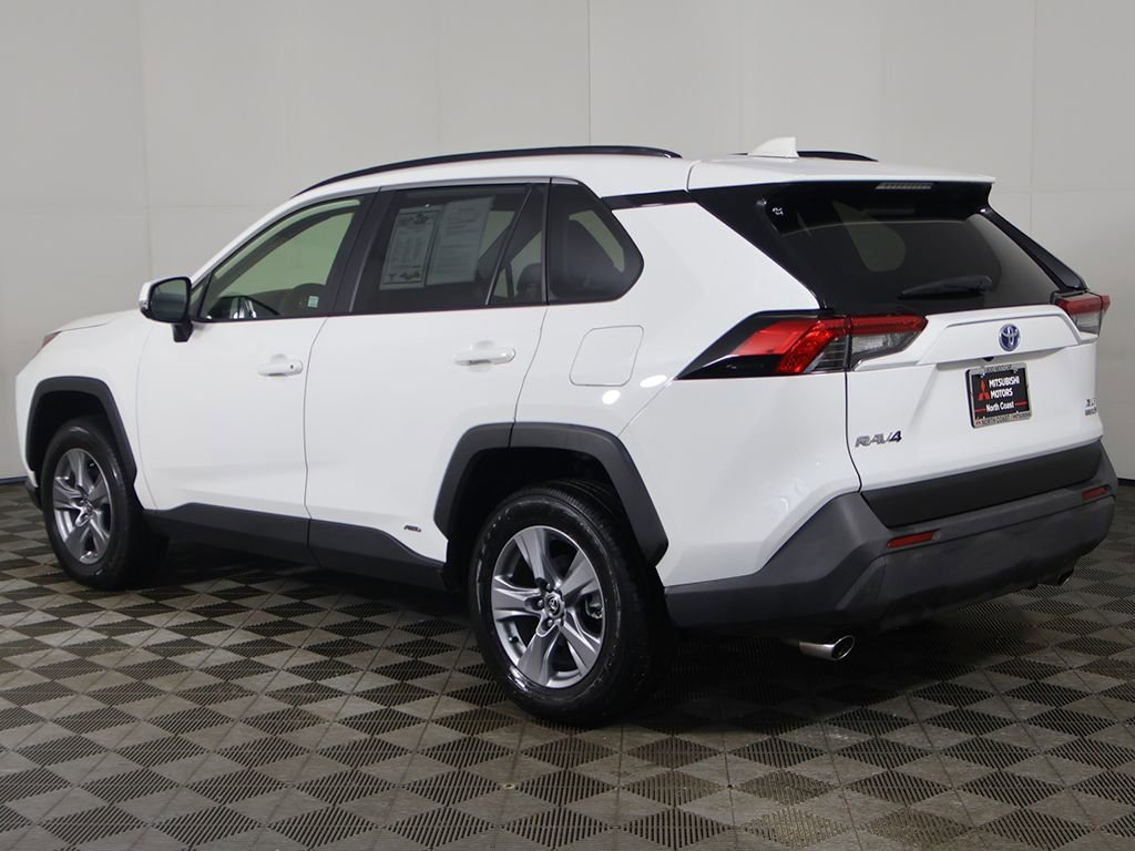 Used 2024 Toyota RAV4 XLE image 7