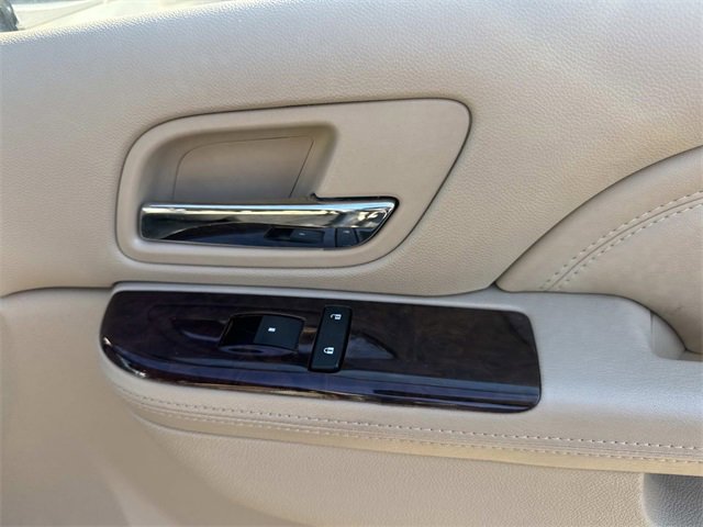 Used 2014 Cadillac Escalade Premium image 20