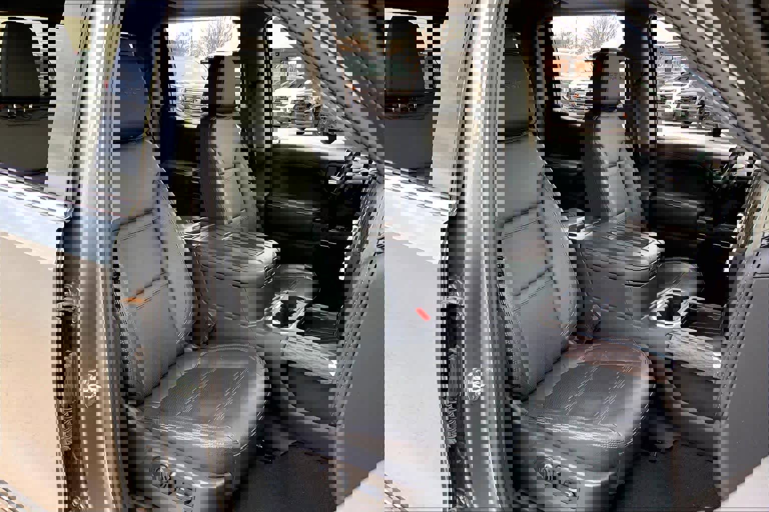 Used 2021 GMC Sierra 1500 Denali w/ Denali Ultimate Package image 8