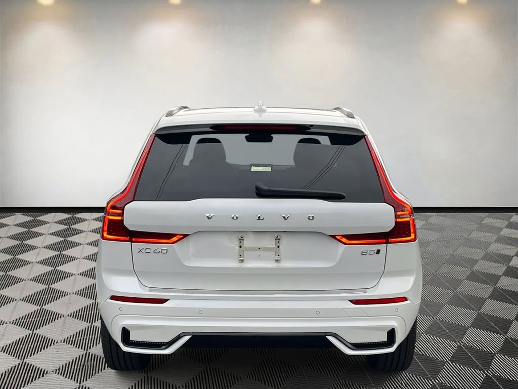 New 2026 Volvo XC60 B5 Plus w/ Protection Package Premier image 4