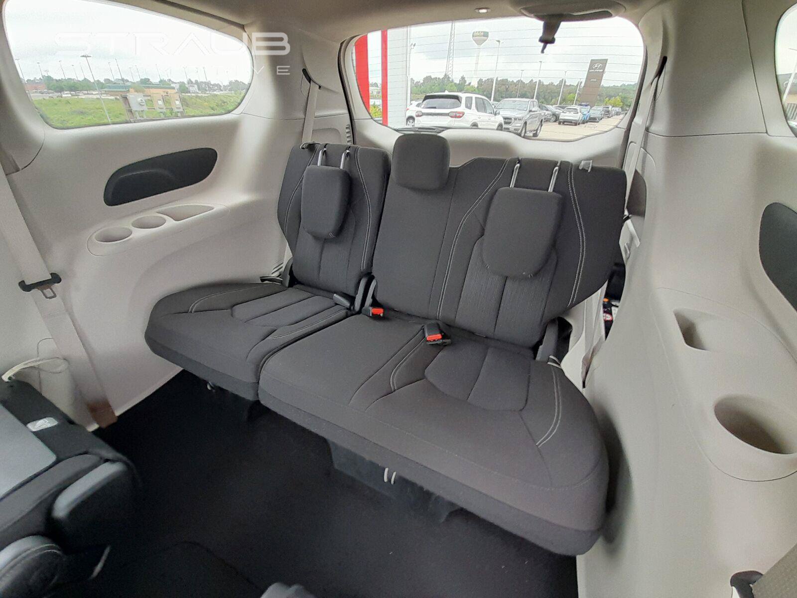 Used 2023 Chrysler Voyager LX FWD image 42