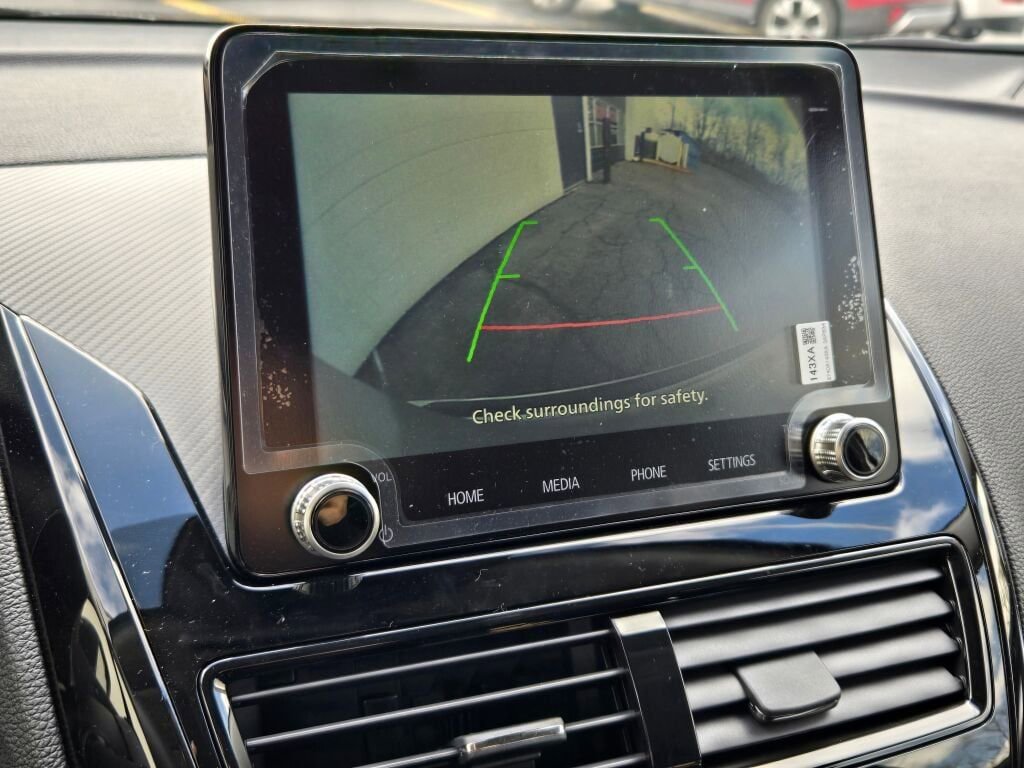 New 2025 Mitsubishi Eclipse Cross LE image 23