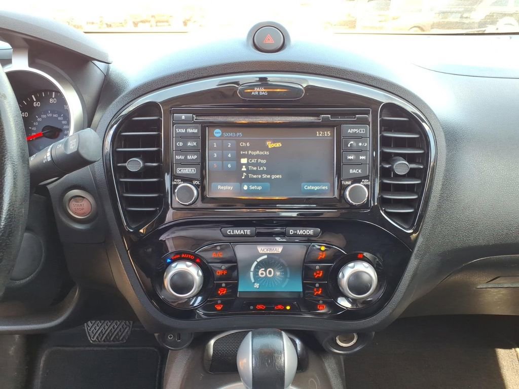 Used 2016 Nissan Juke SL image 10