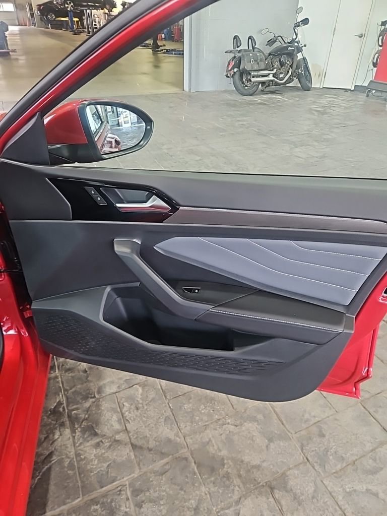 New 2026 Volkswagen Jetta SEL image 11