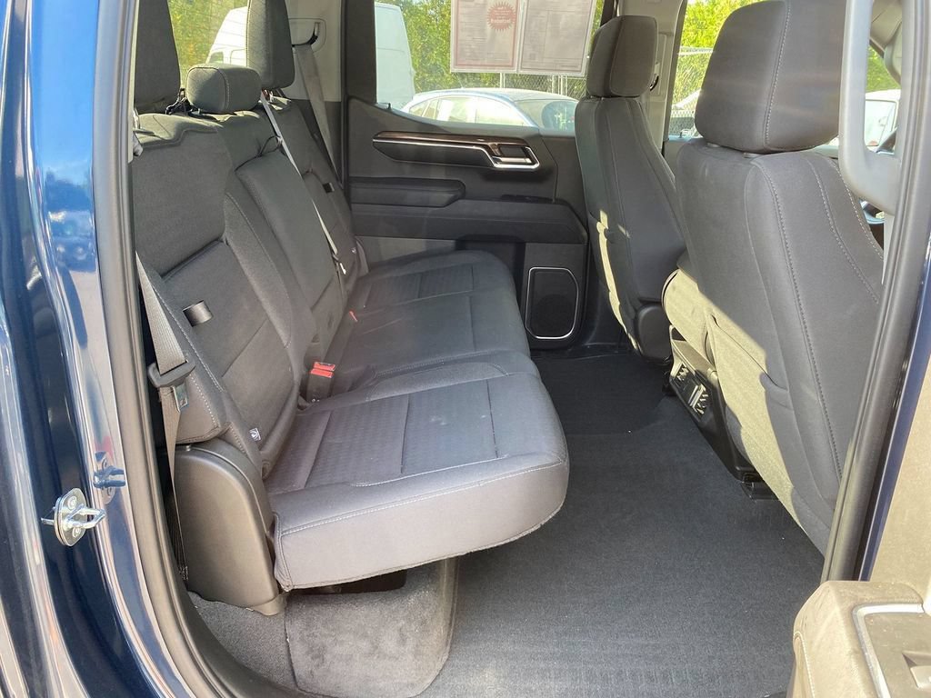 Used 2022 Chevrolet Silverado 1500 LT w/ Protection Package AWD/4WD image 27