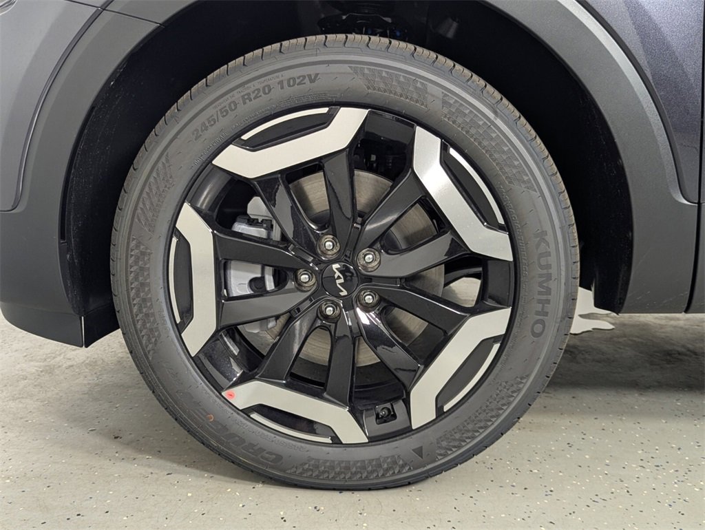 New 2025 Kia Telluride S image 9