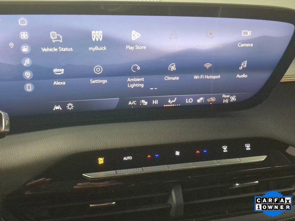 Certified 2025 Buick Enclave Preferred image 17