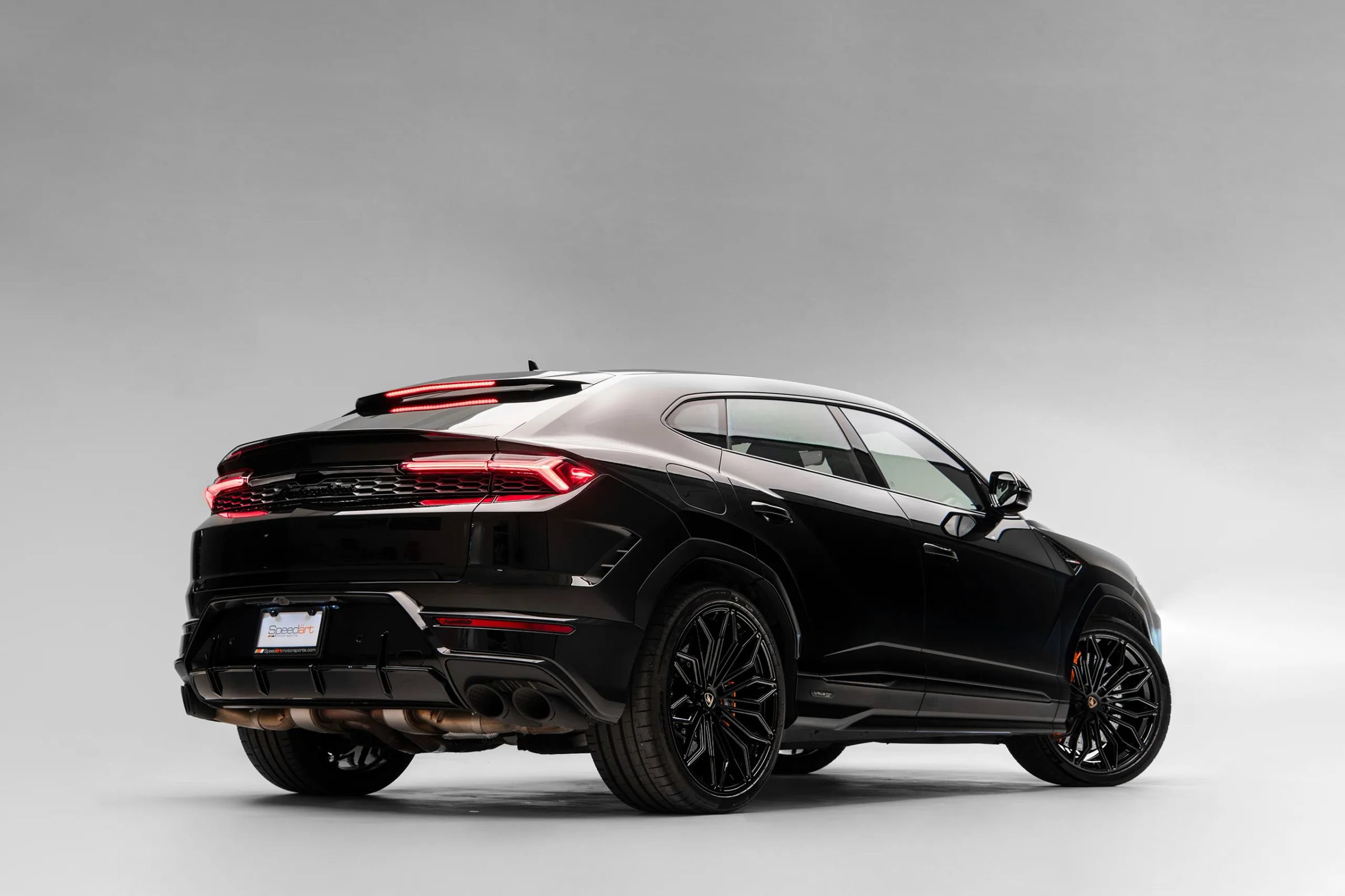Used 2026 Lamborghini Urus SE AWD/4WD image 9
