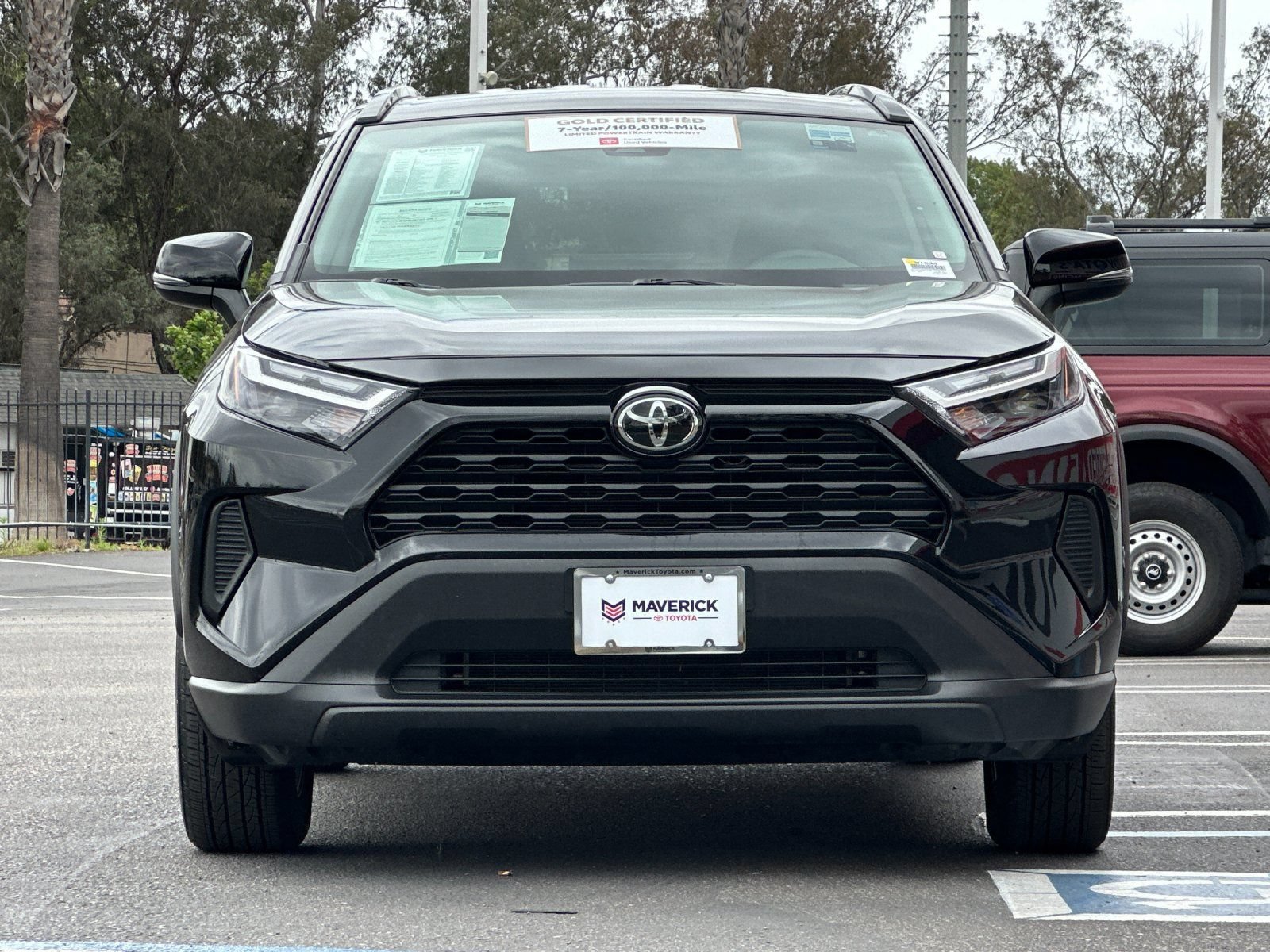 Used 2025 Toyota RAV4 XLE FWD image 8