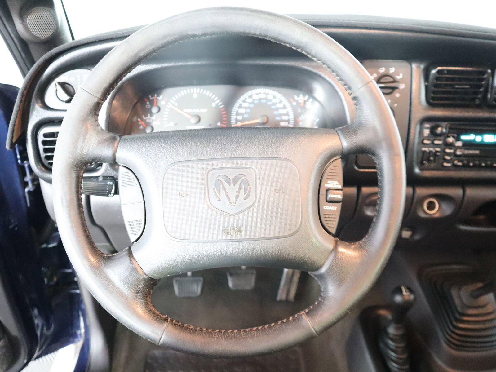 Used 2001 Dodge Ram 2500 Truck SLT image 26