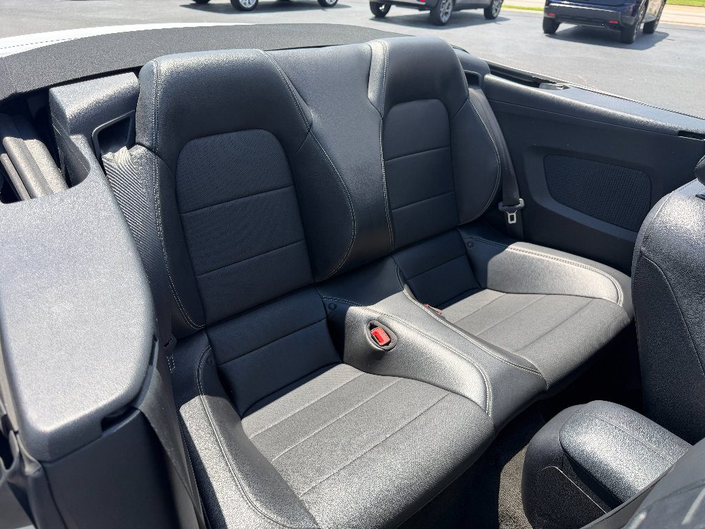 Used 2018 Ford Mustang Premium RWD image 24