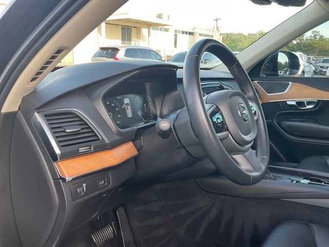 Certified 2022 Volvo XC90 T5 Momentum FWD image 20