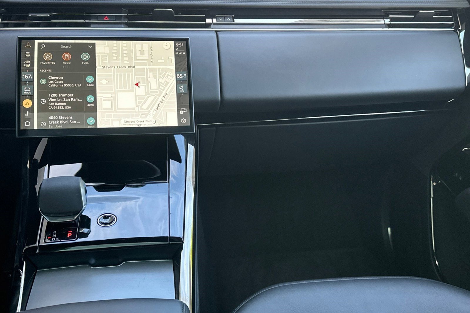 Certified 2025 Land Rover Range Rover Sport image 28