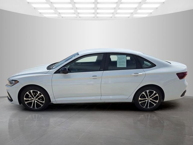 Used 2025 Volkswagen Jetta Sport FWD image 8