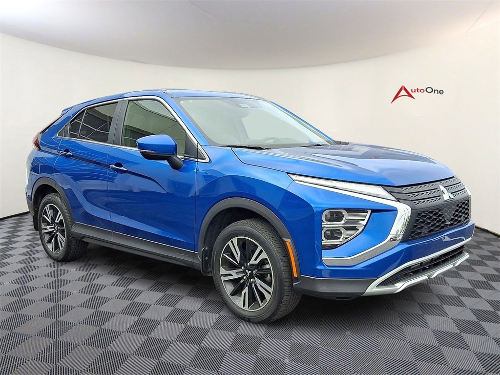 Used 2023 Mitsubishi Eclipse Cross SE image 1
