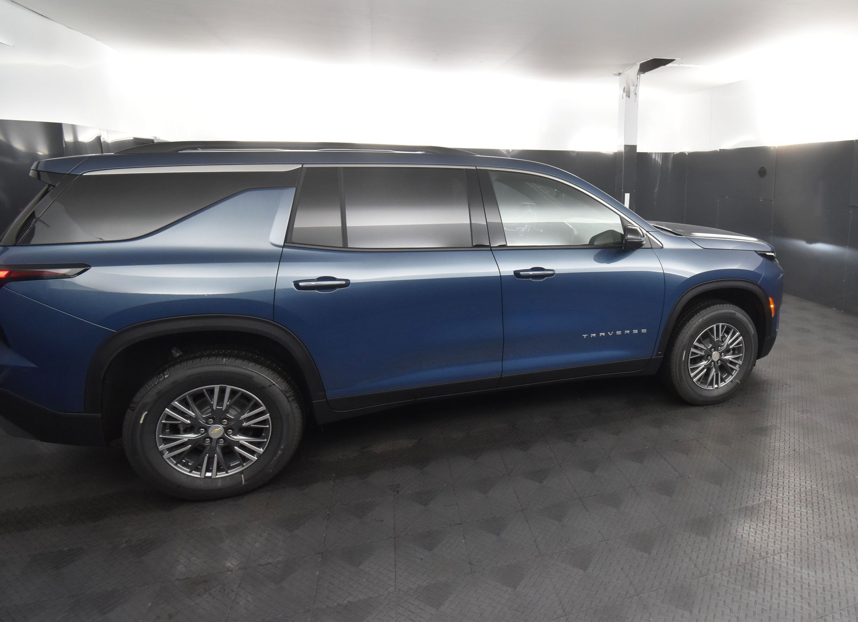 New 2026 Chevrolet Traverse LT w/ Driver Confidence Package image 6