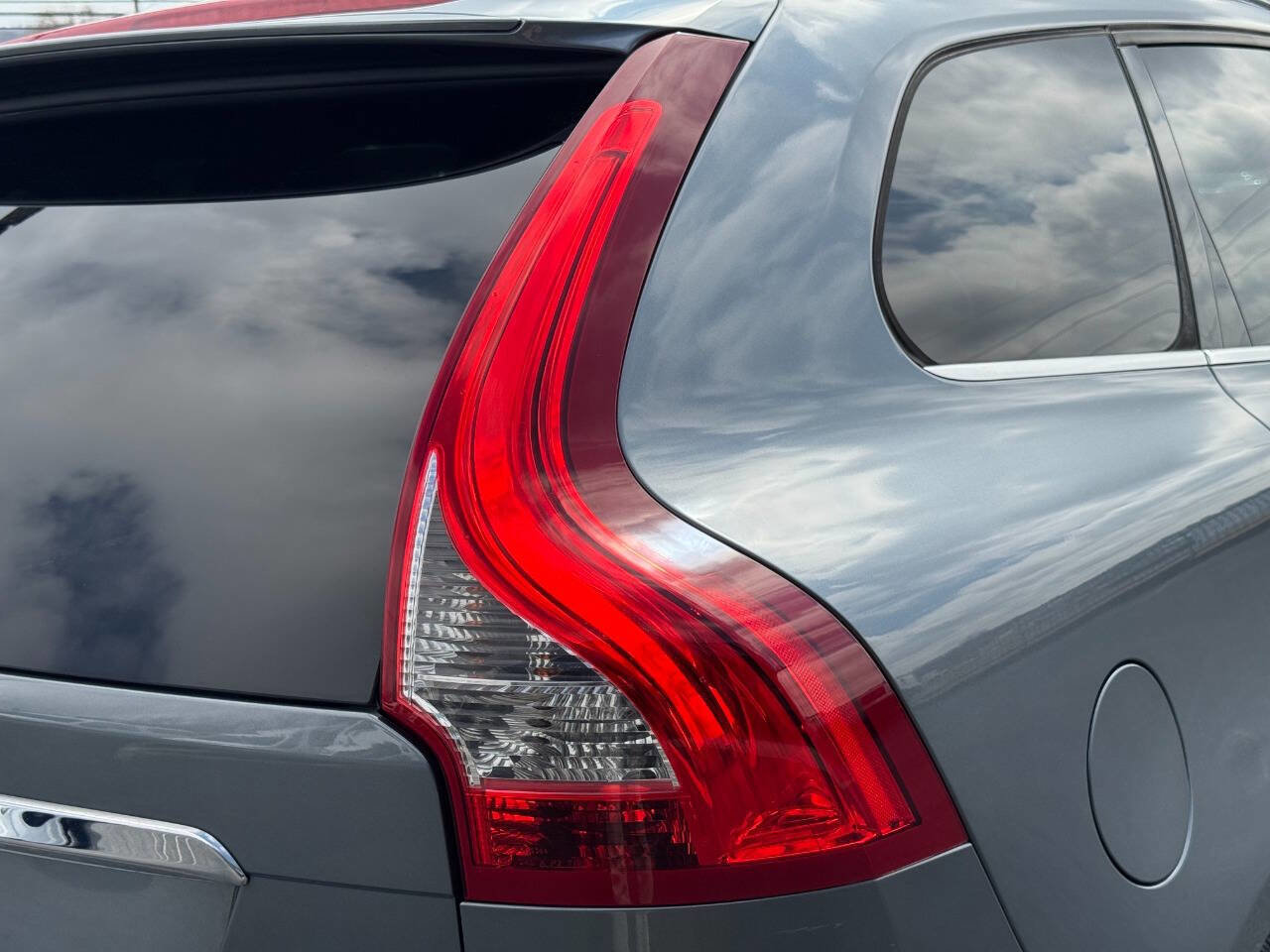 Used 2017 Volvo XC60 T5 Inscription image 58