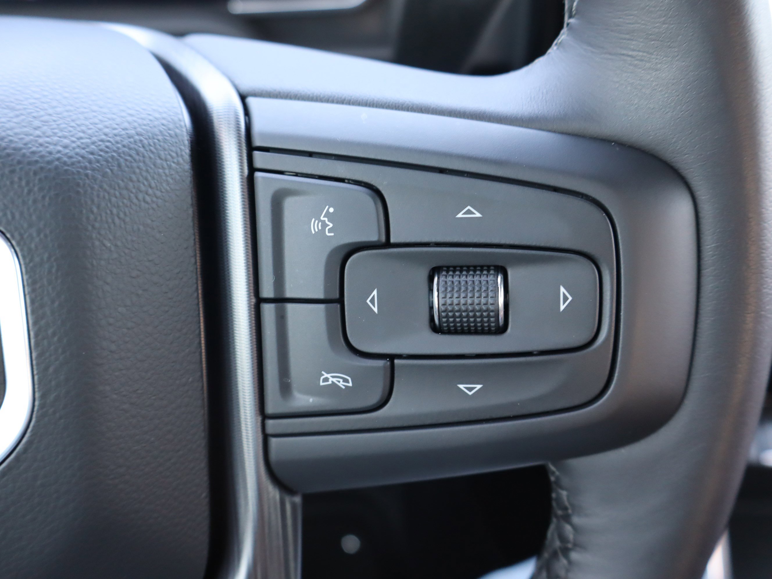 Used 2025 GMC Sierra 2500 Denali Ultimate w/ Max Trailering Package image 27