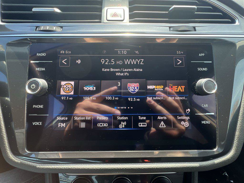 Certified 2021 Volkswagen Tiguan SE AWD/4WD image 16