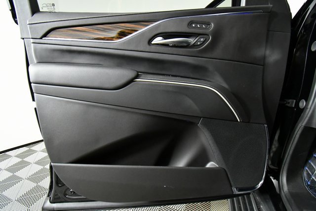 Used 2024 Cadillac Escalade ESV Premium Luxury w/ Performance Package image 22