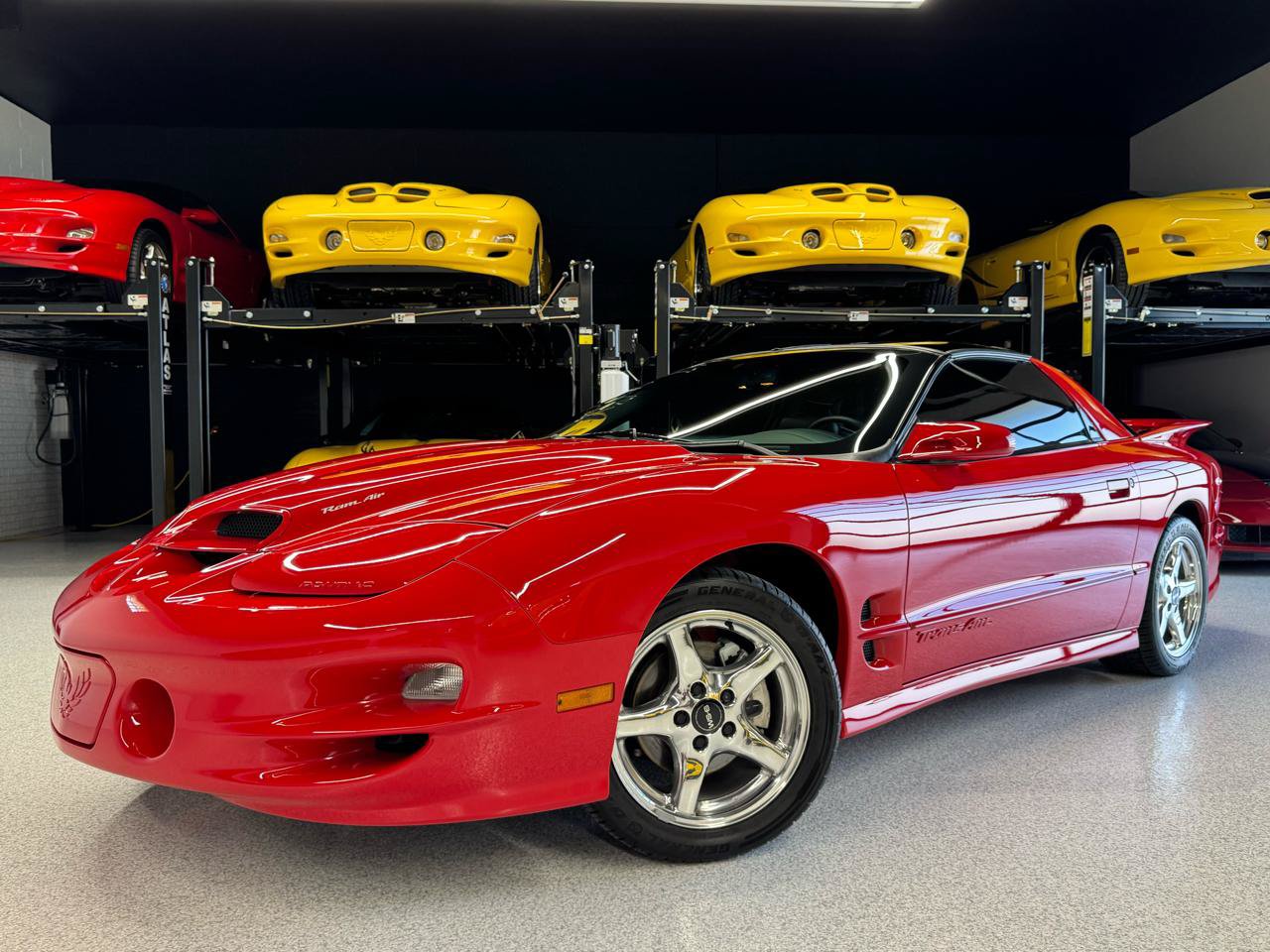 Used 1999 Pontiac Firebird Formula RWD image 3