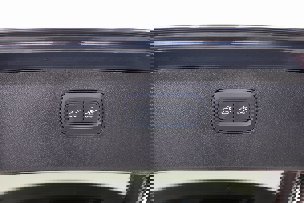 Used 2023 Volvo XC90 T8 Ultimate image 49