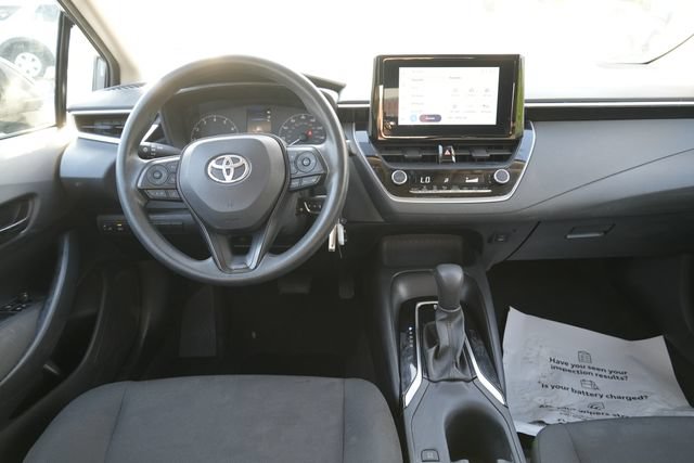 Used 2024 Toyota Corolla LE FWD image 18