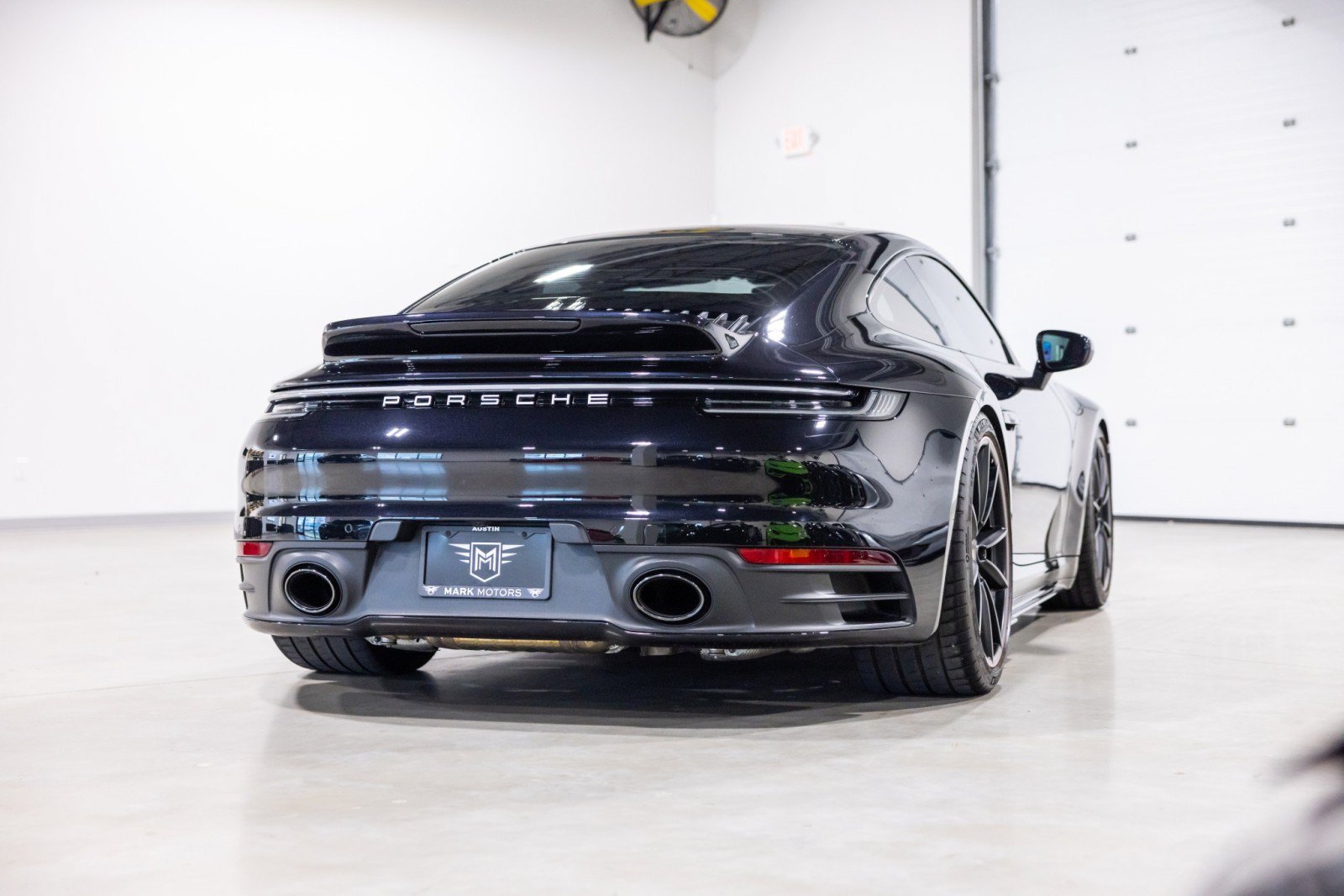 Used 2020 Porsche 911 Carrera S RWD image 4