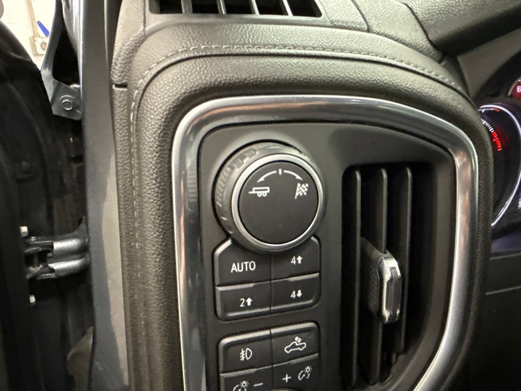 Used 2019 Chevrolet Silverado 1500 LT w/ All-Star Edition AWD/4WD image 25