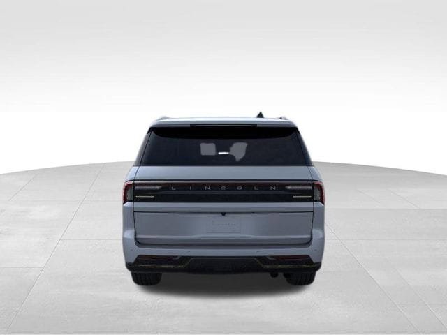 New 2026 Lincoln Navigator L Reserve w/ Jet Appearance Package AWD/4WD image 35