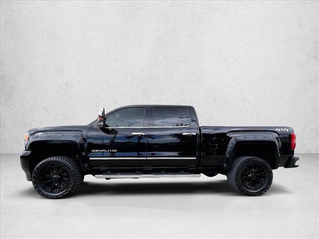 Used 2018 GMC Sierra 2500 Denali w/ Duramax Plus Package image 6
