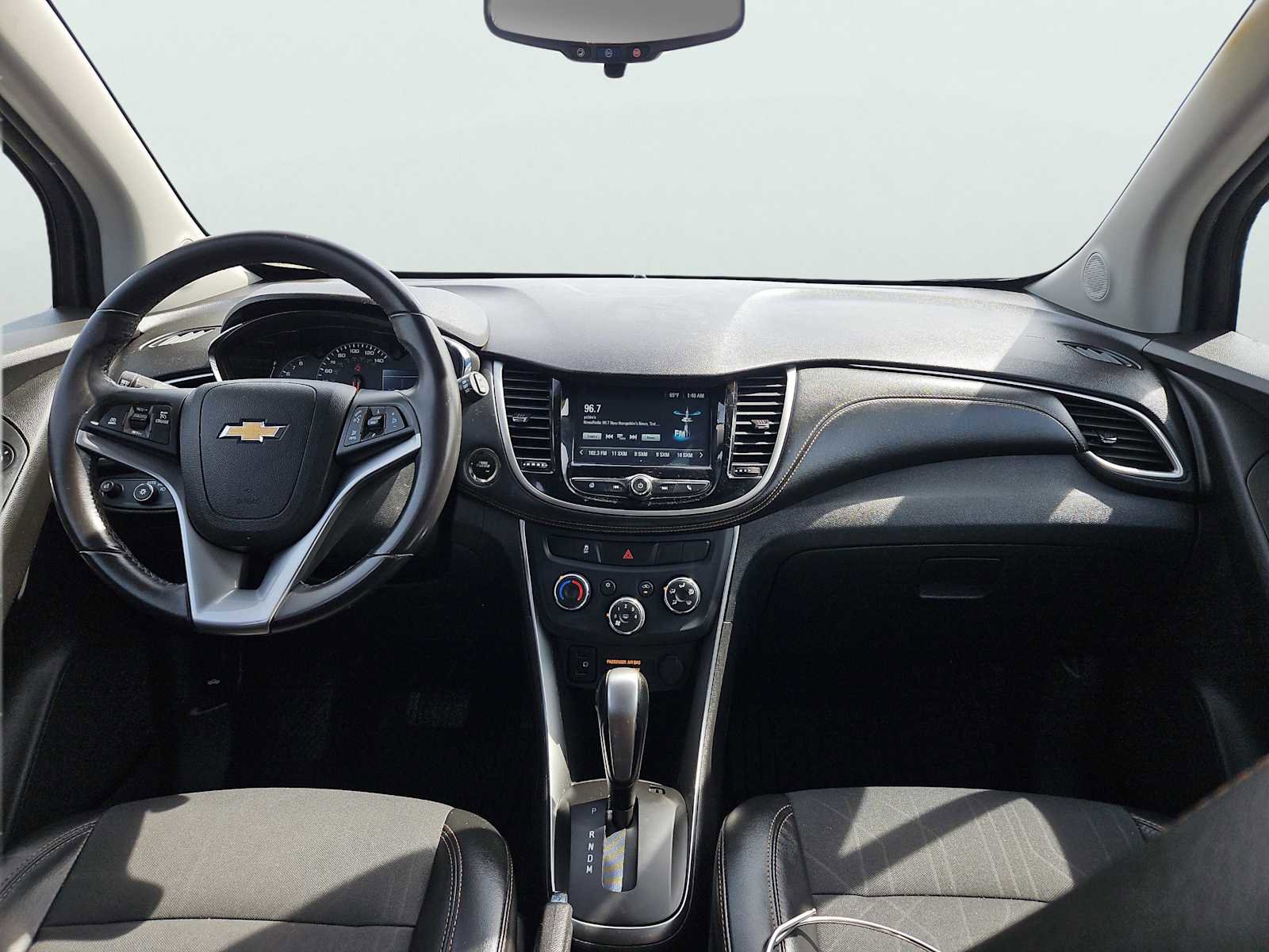 Used 2017 Chevrolet Trax LT w/ LT Convenience Package image 11