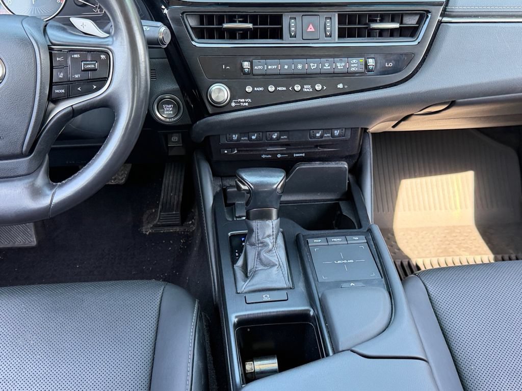 Used 2022 Lexus ES 350 w/ Premium Package FWD image 13
