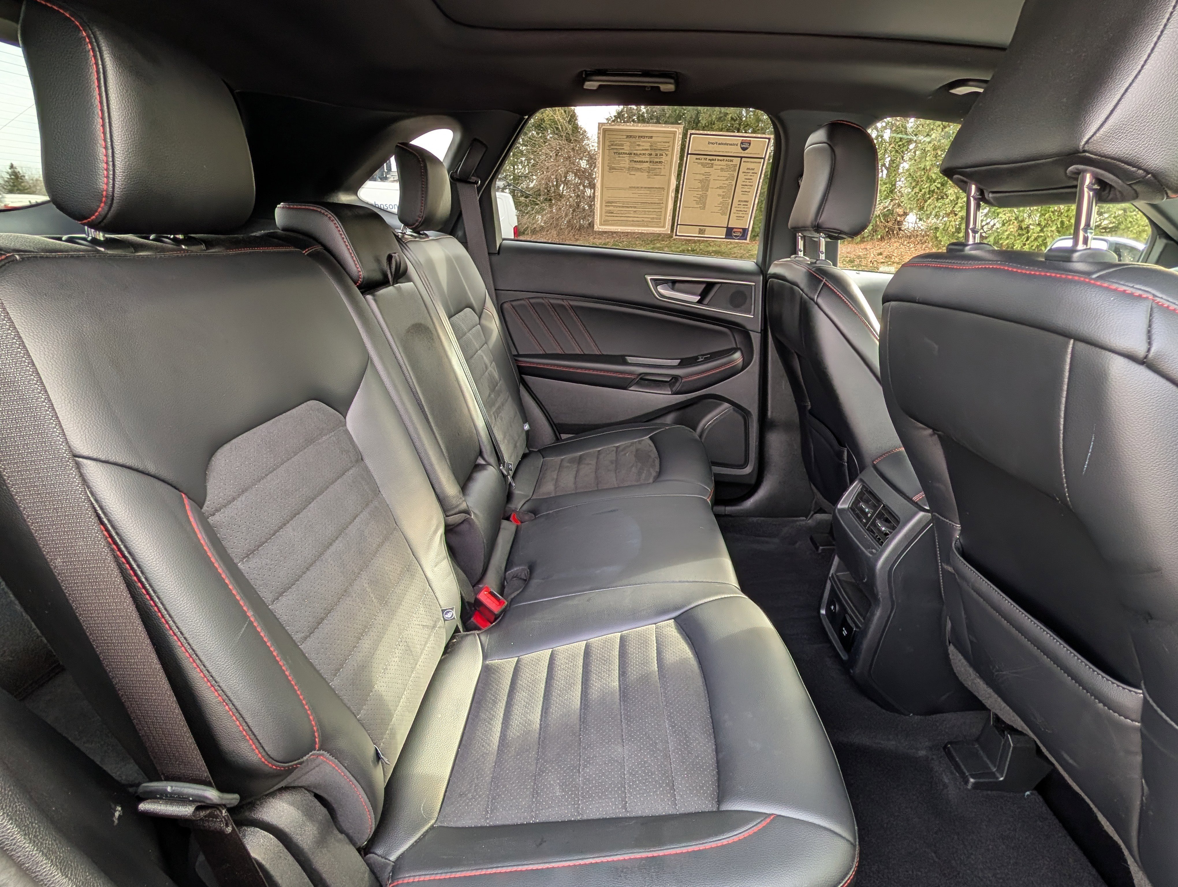 Used 2024 Ford Edge ST-Line image 29