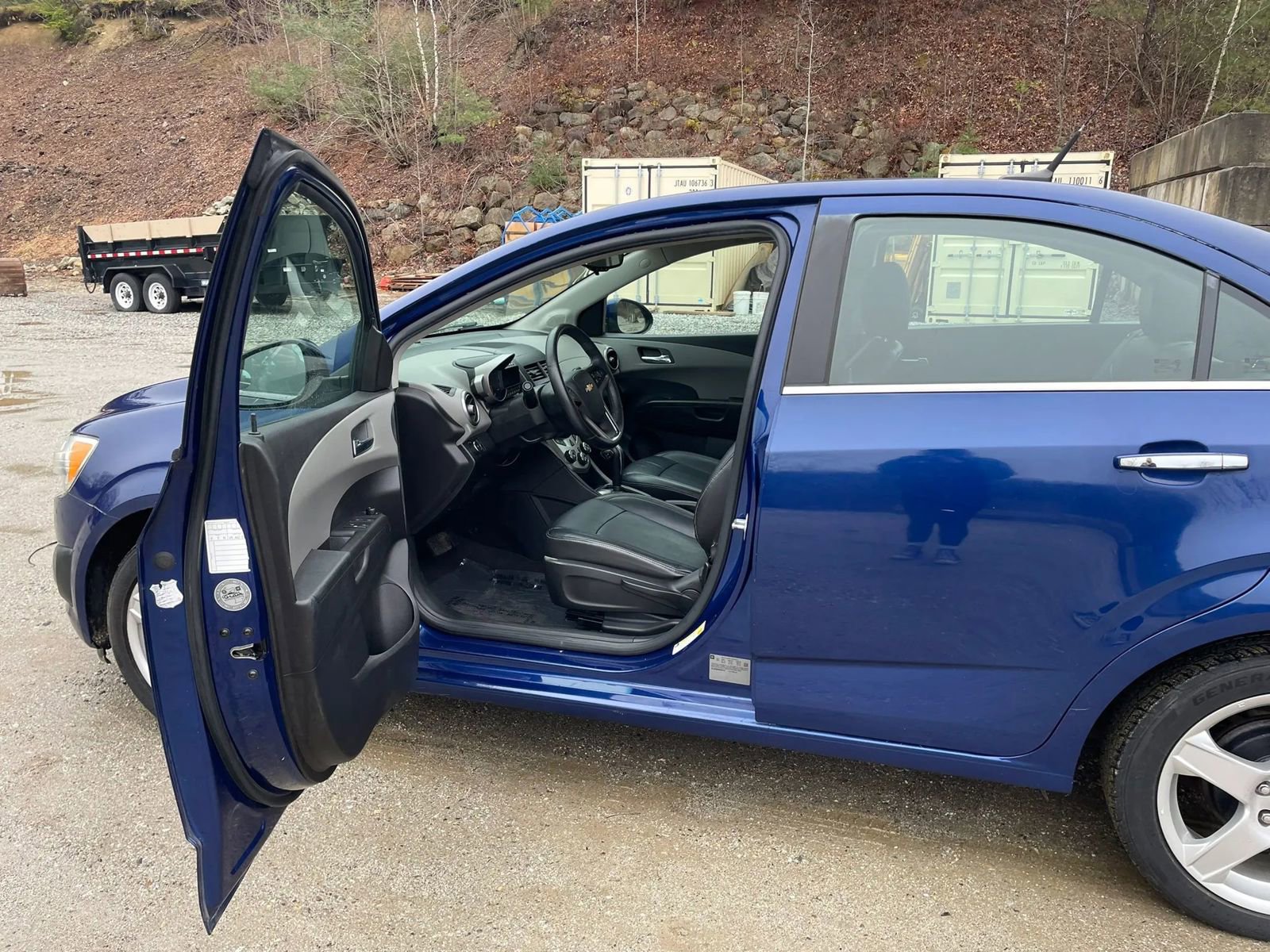 Used 2013 Chevrolet Sonic LTZ image 5