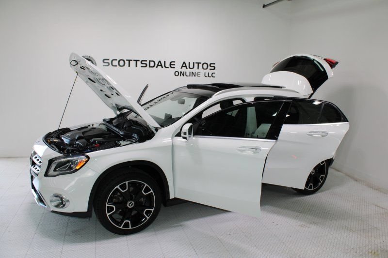 Used 2019 Mercedes-Benz GLA 250 4MATIC w/ Premium Package image 21