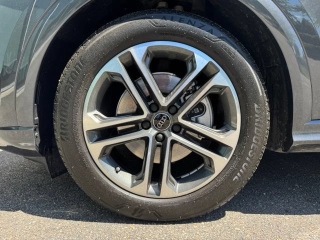 Certified 2025 Audi Q5 Prestige AWD/4WD image 8