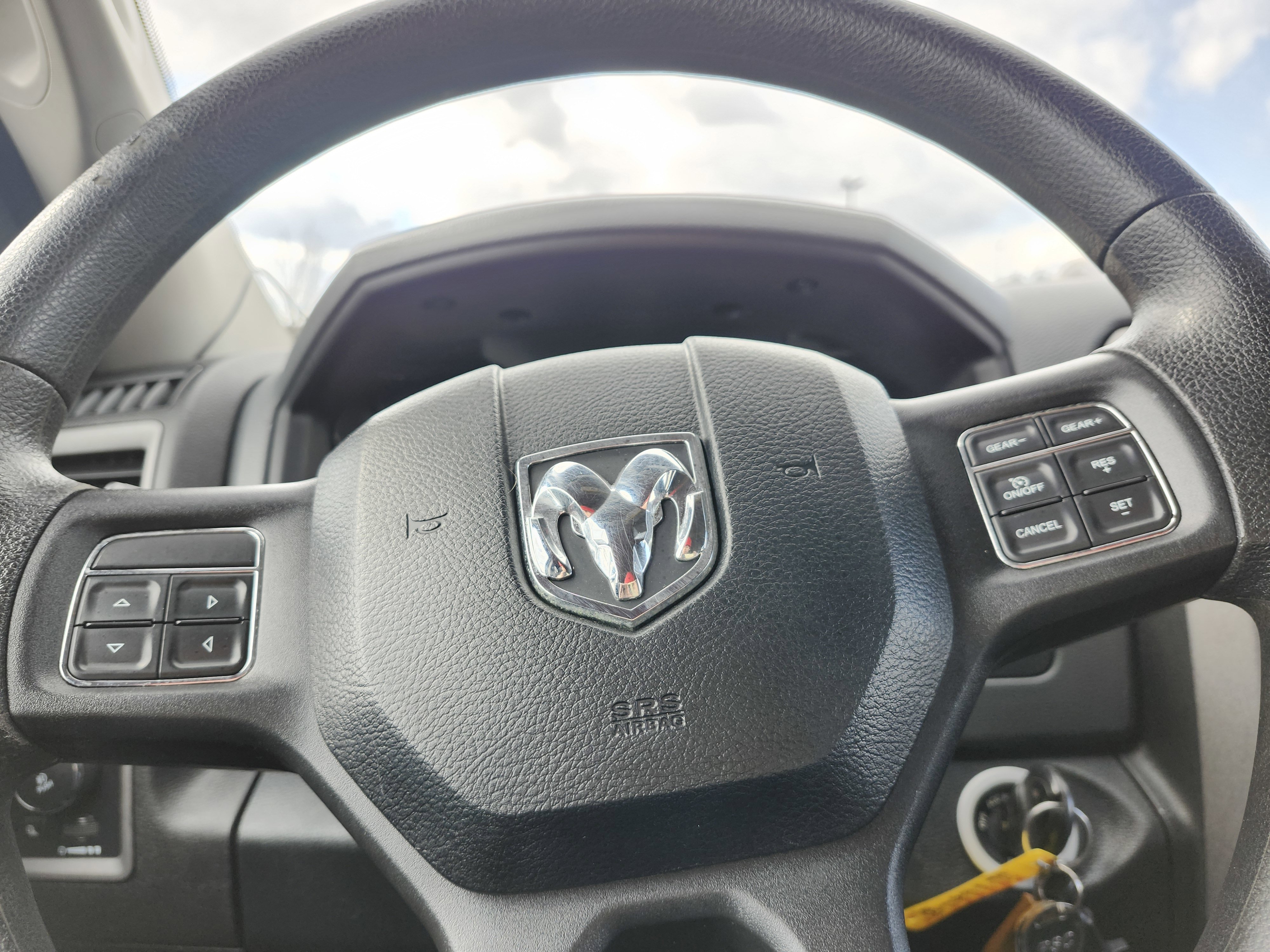 Used 2016 RAM 1500 Express image 25